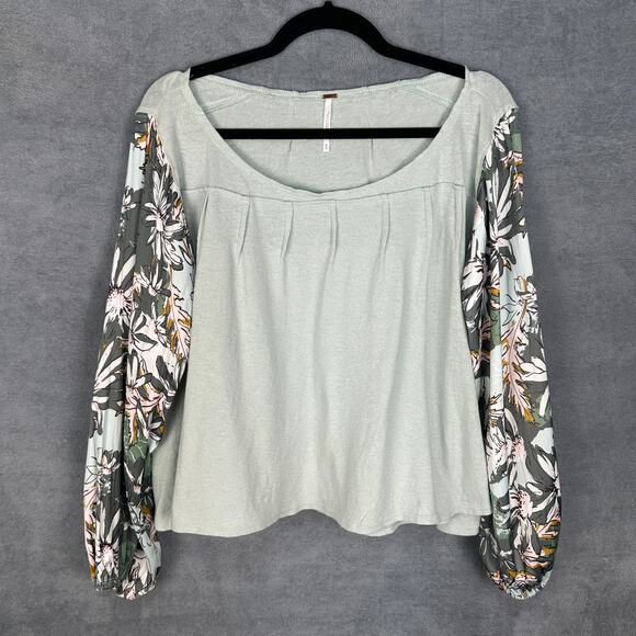 Free People Tops - Free People Top Womens Medium Green Floral Picking Petals Beach Flowy Boho Loose
